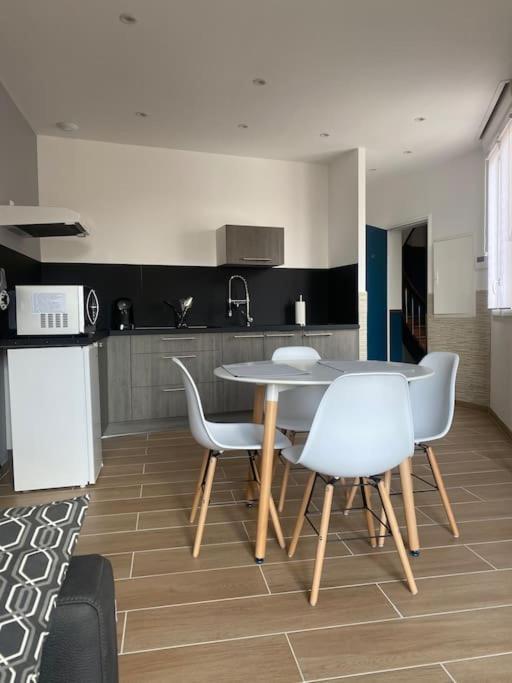 Le 102 De La Gare: Appartement Neuf Et Climatise Châlons-en-Champagne 외부 사진